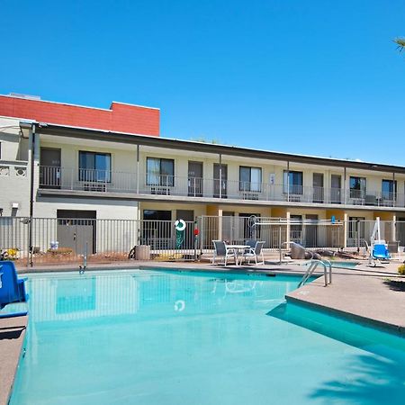 Red Roof Inn Tucson Downtown - University Exterior photo